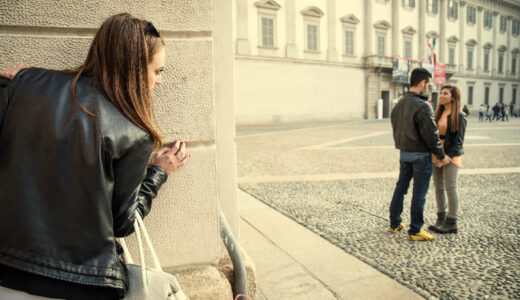 浮気調査におすすめの探偵事務所15選【2026年最新】費用や選び方を解説